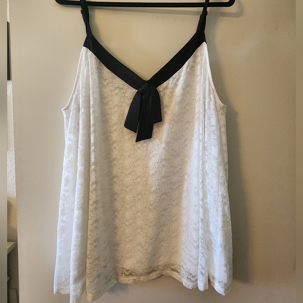 Lace tank
